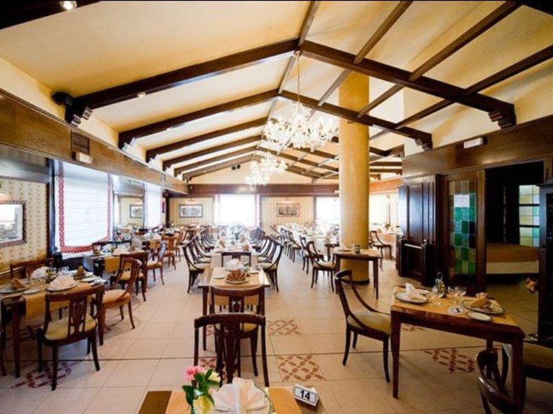 Hotel Rey Arturo Burgos Villagonzalo Pedernales Εξωτερικό φωτογραφία