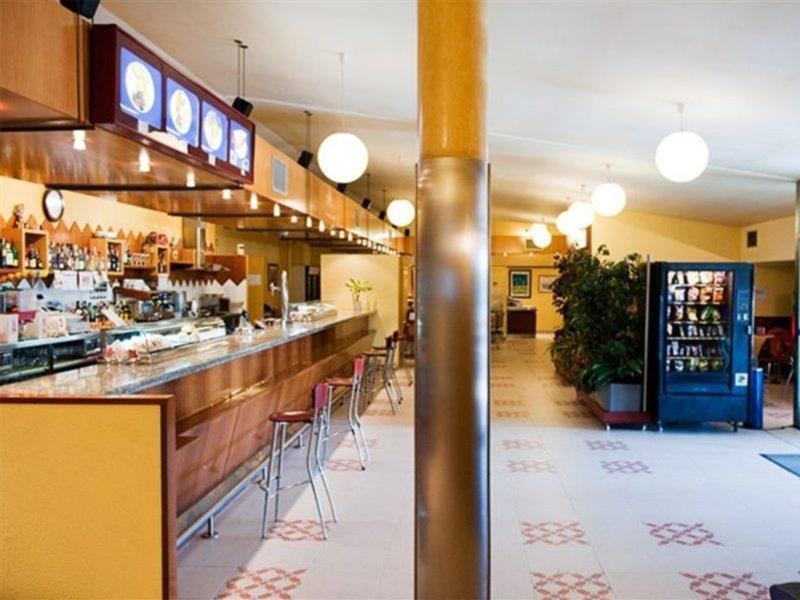 Hotel Rey Arturo Burgos Villagonzalo Pedernales Εξωτερικό φωτογραφία